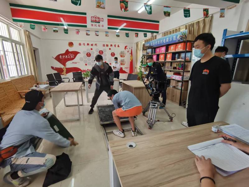 内蒙广告片拍摄公司：极简主义践行者，少即是多的视觉哲学
